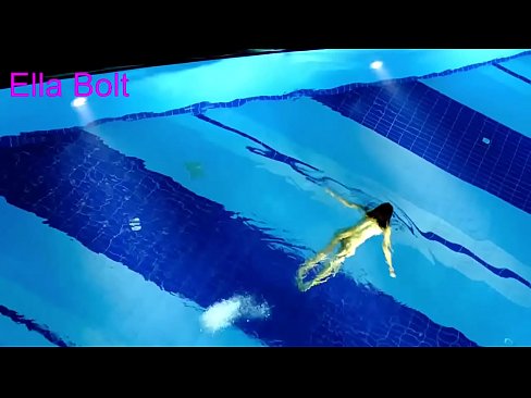 ❤️ No puedo dejar de mirar, joven rubia pillada nadando desnuda en la piscina del complejo ELLA BOLT Video de sexo de calidad en es.analytik24.ru ❌️❤️❤️❤️❤️❤️❤️❤️